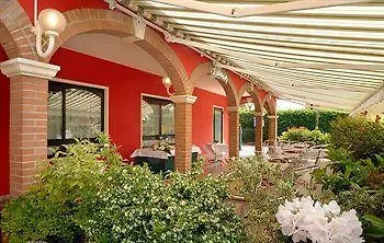 Le Colombelle Hotell 3*