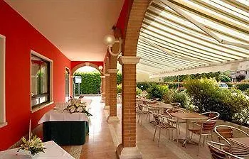 Hotell Le Colombelle